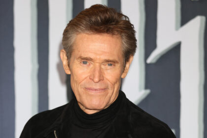 Willem Dafoe ha guardato per interpretare Ebenezer Scrooge nel remake di "A Christmas Carol" da Robert Eggers