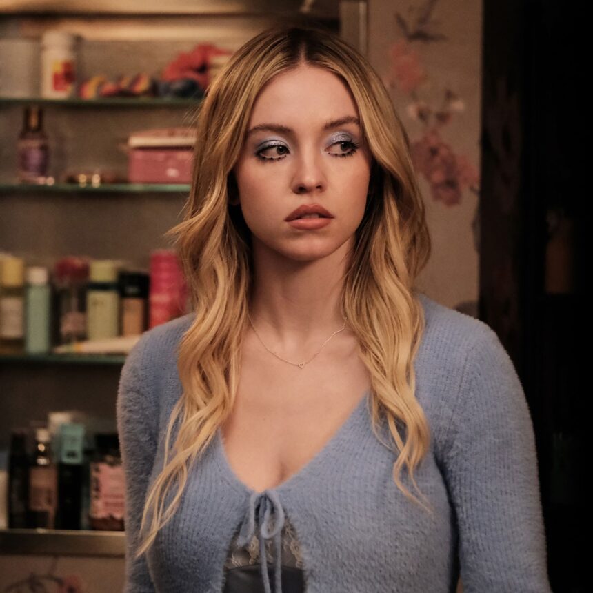 Sydney Sweeney prende in giro Cassie è "ancora peggio"