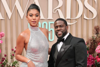 Kevin Hart porta sua moglie e suo figlio a BET Awards 2025 per il suo concerto di hosting!