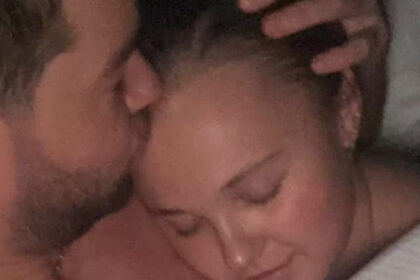Chris Hughes condivide la foto a letto con Jojo Siwa in mezzo a una nuova storia d'amore
