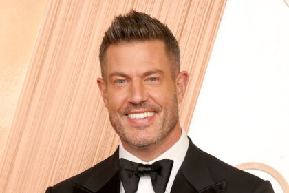 Alume "Bachelor" Slam Jesse Palmer per la sua Gap Age spera per la nuova stagione di "Bachelor in Paradise"