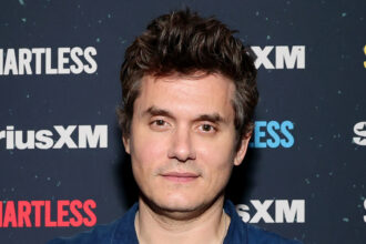 John Mayer discute lo stato di relazione attuale e se è aperto al matrimonio