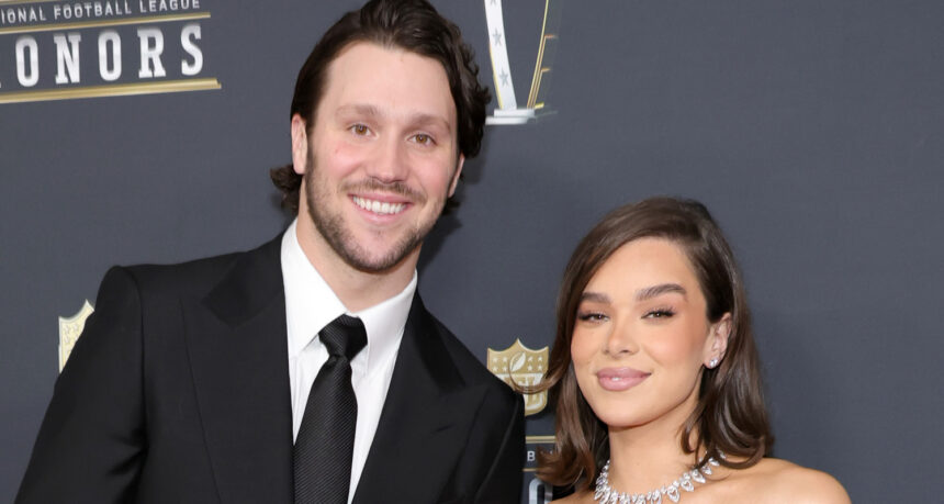 Josh Allen fa i primi commenti pubblici sul matrimonio di Hailee Steinfeld