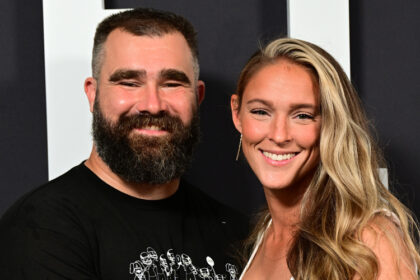 Kylie Kelce è tornato ai commenti sulle "trappole di sete" del marito Jason Kelce
