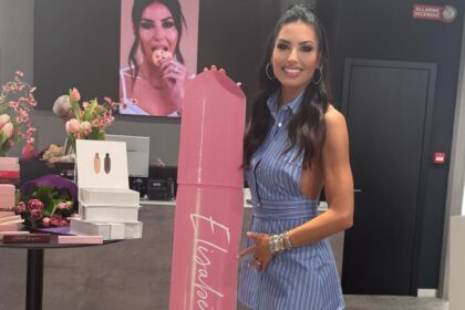 Elisabetta Gregoraci lancia a Napoli i suoi lipgloss dedicati alle mamme e non solo: guarda - Gossip.it