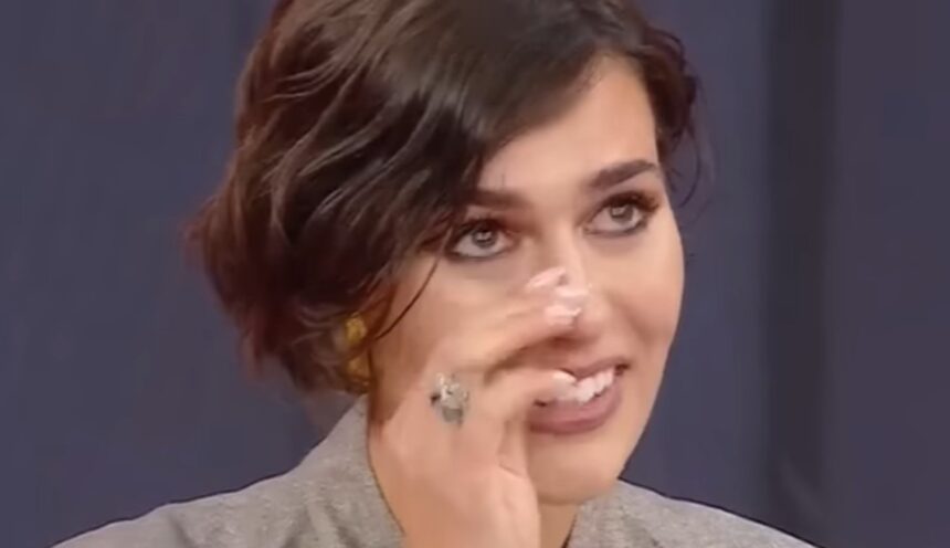 ''Mi dicevano che facevo schifo, che ero una cessa'': l'ex Miss Italia Alice Sabatini ricorda in tv il periodo difficile dopo aver preso molto peso - Gossip.it