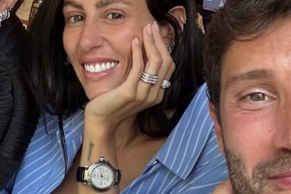 Stefano De Martino e Gilda Ambrosio sempre più vicini: lui pubblica anche un selfie al concerto con la stilista, il ritorno di fiamma più ufficiale - Gossip.it