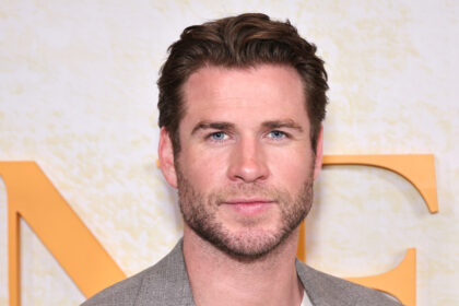 Liam Hemsworth ha sostituito due attori in ruoli da protagonista (1 progetto è stato un grande successo per lui!)