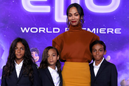 Zoe Saldaña porta i suoi 3 figli alla premiere di "Elio" a Los Angeles