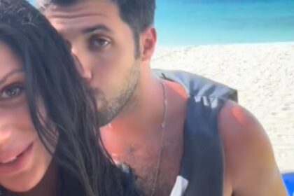 Antonella Fiordelisi festeggia il terzo mesiversario con Giulio Fratini e attacca una ''disperata'' che voleva farli lasciare: guarda - Gossip.it
