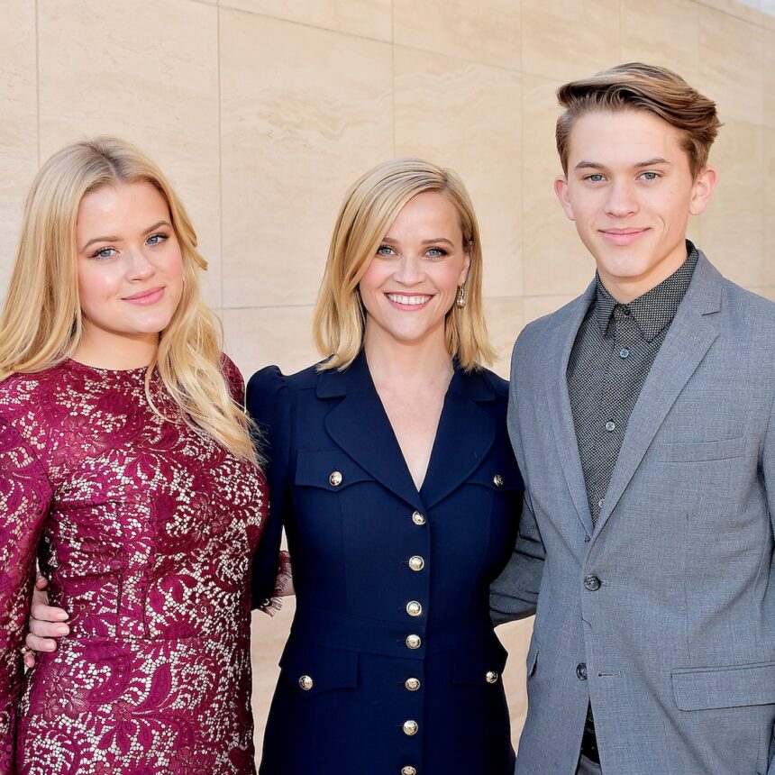 Reese Witherspoon sulla crescita dei bambini a Hollywood