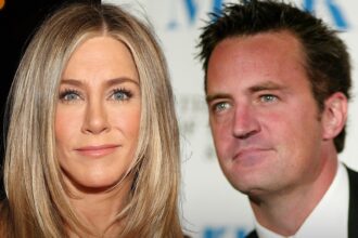 Jennifer Aniston dice che stava piangendo Matthew Perry molto prima della sua morte