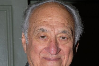 La star di "The Sopranos" Jerry Adler è morta a 96 anni