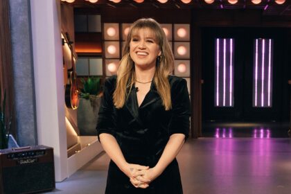 "Kelly Clarkson Show" è destinato a tornare questo autunno, andando avanti dopo la morte dell'ex marito