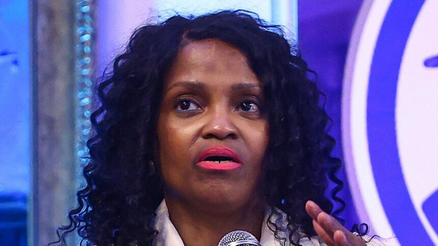 "Cosa sta succedendo !!" La star Danielle Spencer è stata ricoverata in ospedale per settimane prima della morte