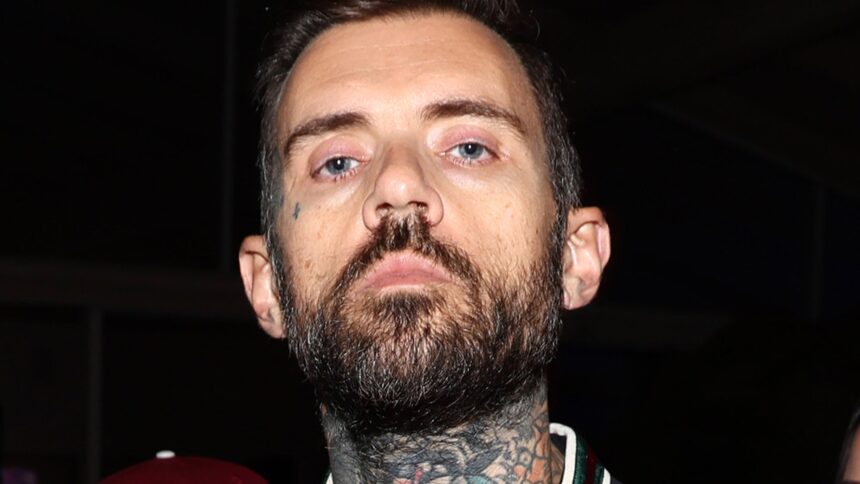 Adam22 ha citato in giudizio per aggressione e batteria per presunta combattimento al quartier generale del podcast "No Jumper"