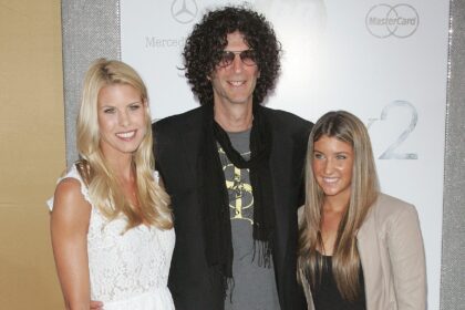 Incontra i suoi 3 figli Ashley, Emily e Deborah - Hollywood Life