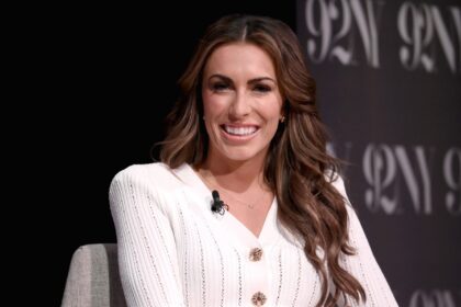 Quanto fa conduttore "la vista"-Hollywood Life