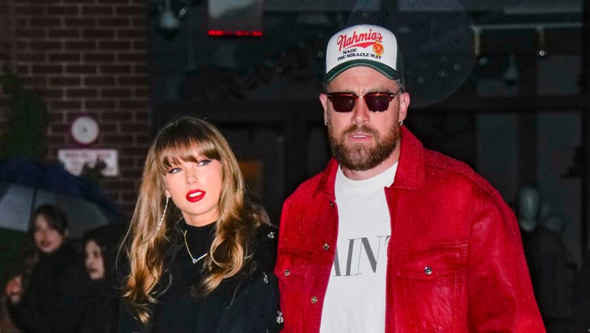 Taylor Swift è impegnato a Travis Kelce? Aggiornamento tra l'annuncio TS12 - Hollywood Life