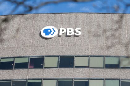 PBS sta chiudendo? Cosa dice la società per le trasmissioni pubbliche - Hollywood Life