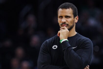 Quanti soldi guadagna il Boston Celtics Coach - Hollywood Life