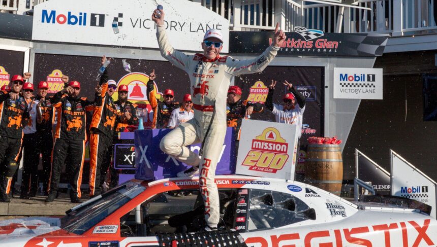 Come sta l'autista dopo la sua caduta? - Hollywood Life