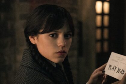 Chi è lo stalker nella stagione 2 di "mercoledì"? Spoiler del personaggio - Hollywood Life