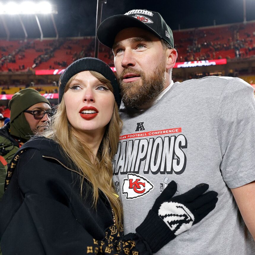 Taylor Swift, Travis Kelce Post Eliminato dall'Università del Nebraska