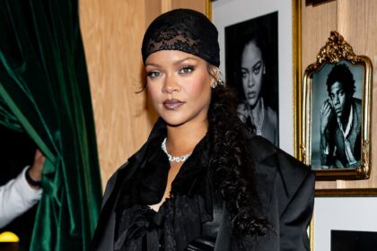Abito ispirato al sorbetto incinta di Rihanna
