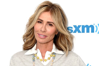 Carole Radziwill condivide il modo in cui ha imparato sulla prossima serie di Ryan Murphy "American Love Story"