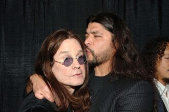 Il compagno di band di Ozzy Osbourne Robert Trujillo dettagli funerali privati