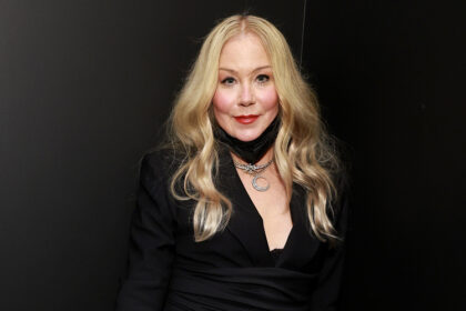 Christina Applegate ricoverata in ospedale per un'infezione renale dolorosa