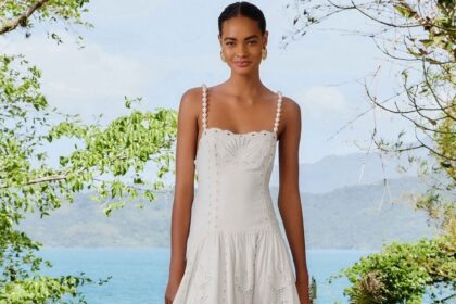 Abiti per soli $ 69 + di più