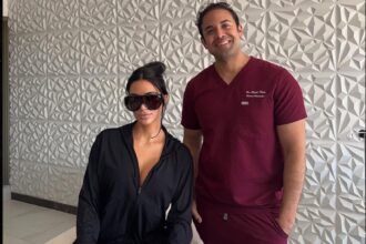 Kim Kardashian afferma che i trattamenti delle cellule staminali la aiutano con mal di schiena cronica