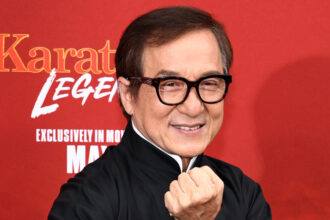 Jackie Chan sbatte i film moderni, afferma che gli studi si preoccupano più del denaro che del cinema