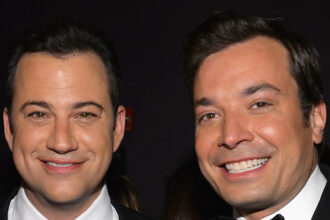 Il destino di altri 2 talk show a tarda notte ha rivelato: Cosa sta succedendo con "The Tonight Show" e "Jimmy Kimmel Live"