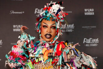 Il vincitore di "RuPaul's Drag Race" Yvie chiarisce stranamente l'affermazione su "smettere di trascinare"