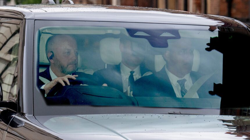 Il principe Harry e il re Charles si incontrano per la prima volta in oltre un anno a Londra