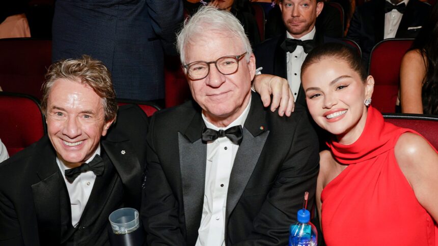Selena Gomez, Michelle Williams stordito dietro le quinte del 2025 Emmy Awards