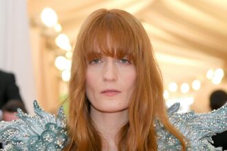 Florence Welch si apre sulla spavento della gravidanza vicino alla morte