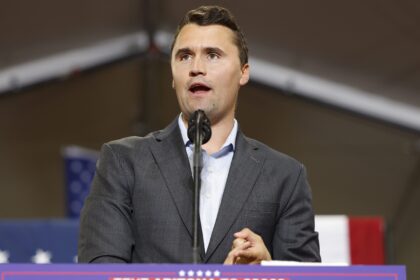 Come attivista ha costruito la piattaforma prima della morte - Hollywood Life