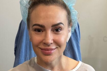 Alyssa Milano rimuove le protesi mammarie, condivide un post profondamente personale che spiega perché