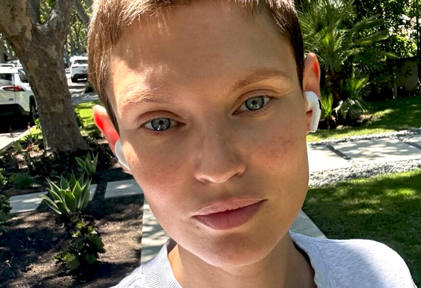 ''Ho aperto Google e ho digitato: il cancro ovarico al terzo stadio è curabile?'': Bianca Balti a un anno dalla scoperta del tumore fa nuove confessioni - Gossip.it