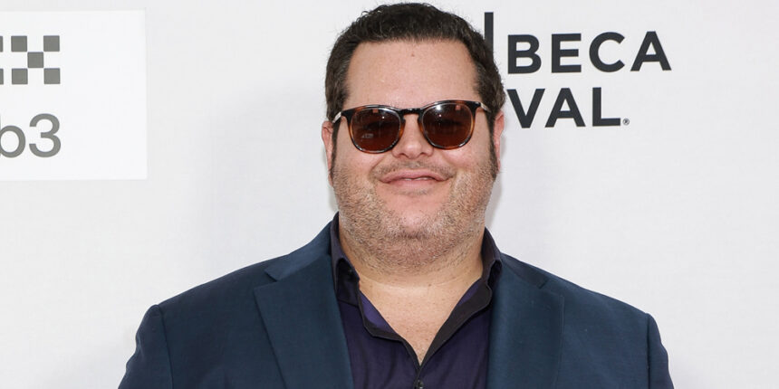Josh Gad condivide l'aggiornamento sul biopic "ambizioso" Chris Farley