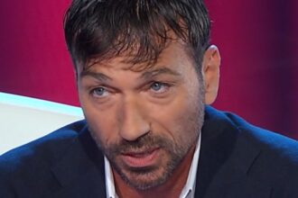 ''Posso morire in pochi secondi'': Costantino Vitagliano rivela che la sua malattia è una spada di Damocle, dovrà prendere farmaci a vita - Gossip.it
