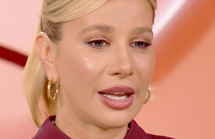 ''Nina ha vissuto come un trauma che non la pubblico più sui social'': Clizia Incorvaia parla del processo in corso col padre di sua figlia per le foto condivise online - Gossip.it