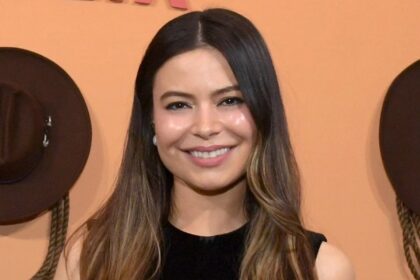 Miranda Cosgrove condivide un nuovo eccitante aggiornamento sul film "Icarly", rivela quando inizia le riprese