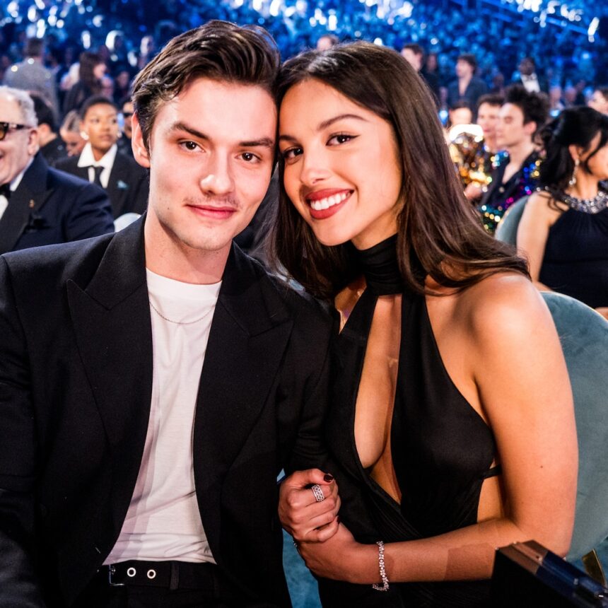 Il fidanzato di Olivia Rodrigo Louis Partridge Dettagli privati romanticismo privato