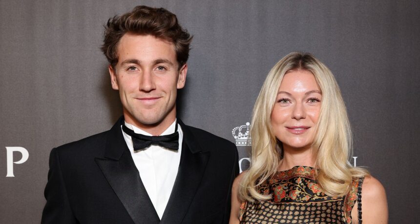 Star del tennis Casper Rudd e fidanzata Maria Galligani si aspettano il primo figlio!