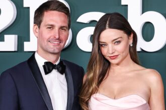Miranda Kerr, Evan Spiegel Regola del tempo sullo schermo per i bambini